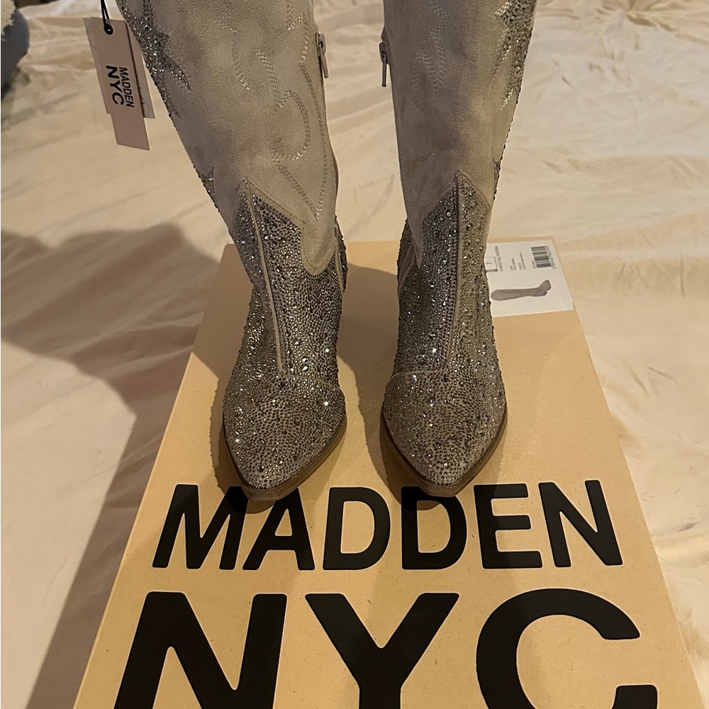 Women's Silver Western Boots